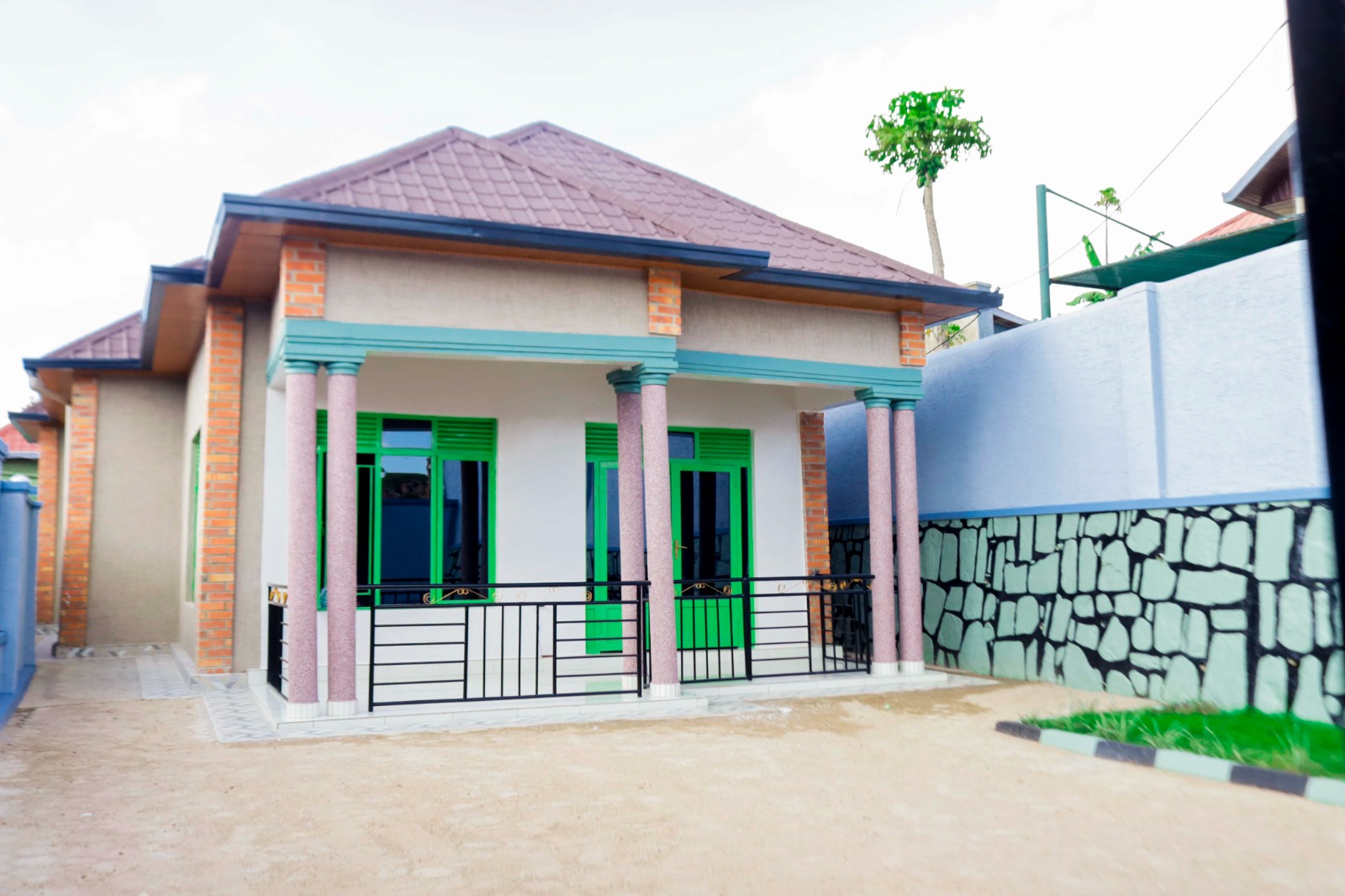 ID:FF0037 Kanombe Kanombe new and nice House for Sales in Kigali-Rwanda.Call/watsap +250788385831