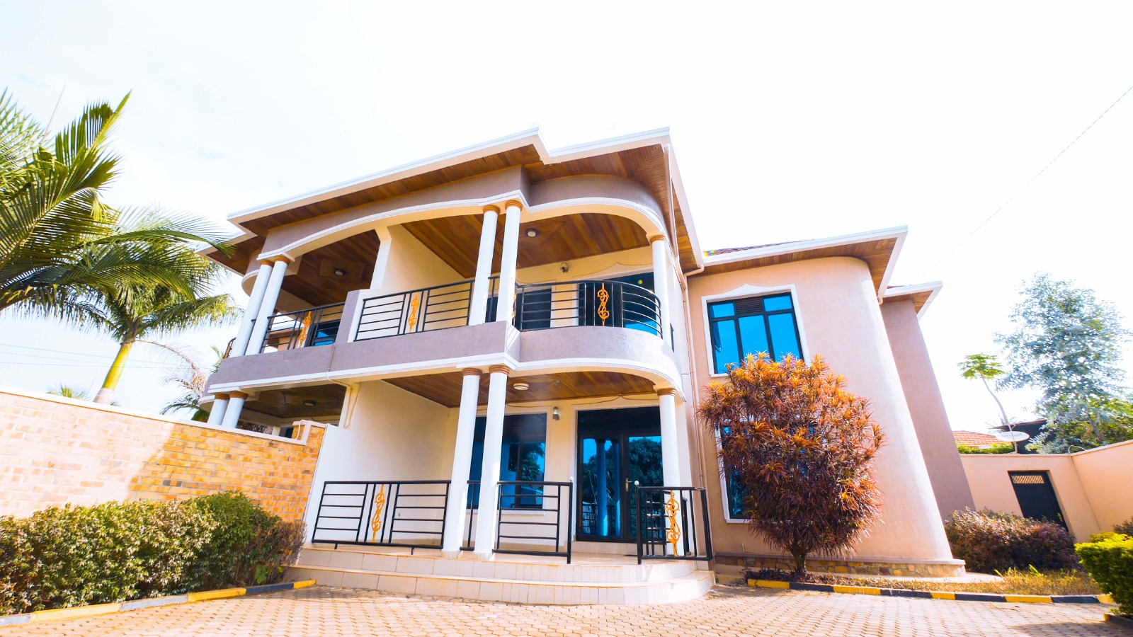 V172 Gacuriro very nice Full furnished house for rent in Kigali Rwanda