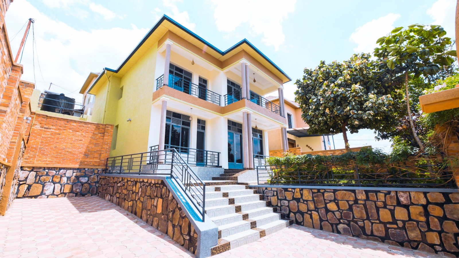FF092 Kibagabaga Furnished good House for rent in Kigali-Rwanda