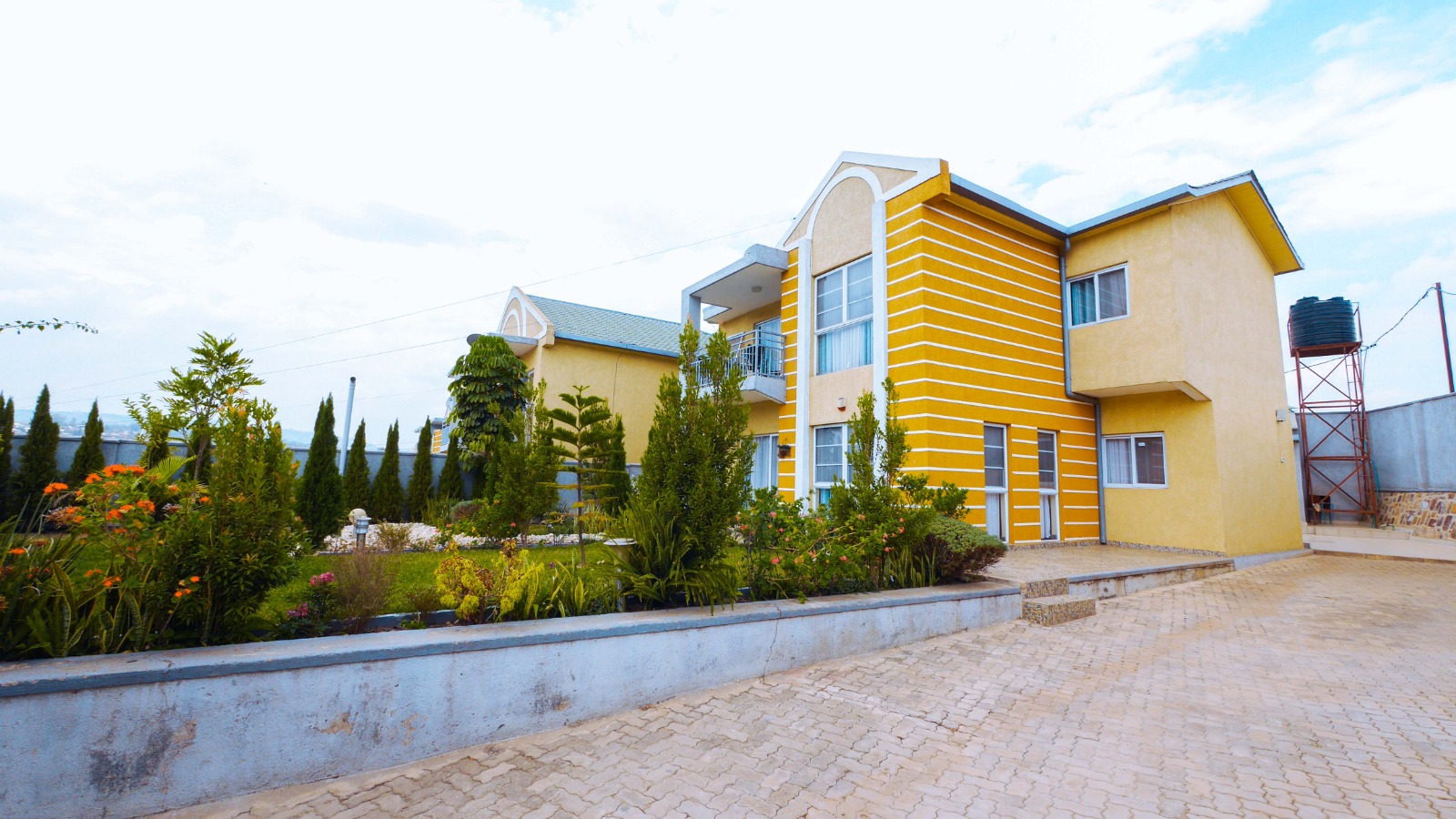 FF 098 Nyarutarama Full furnished and nice house for rent in Kigali Rwanda